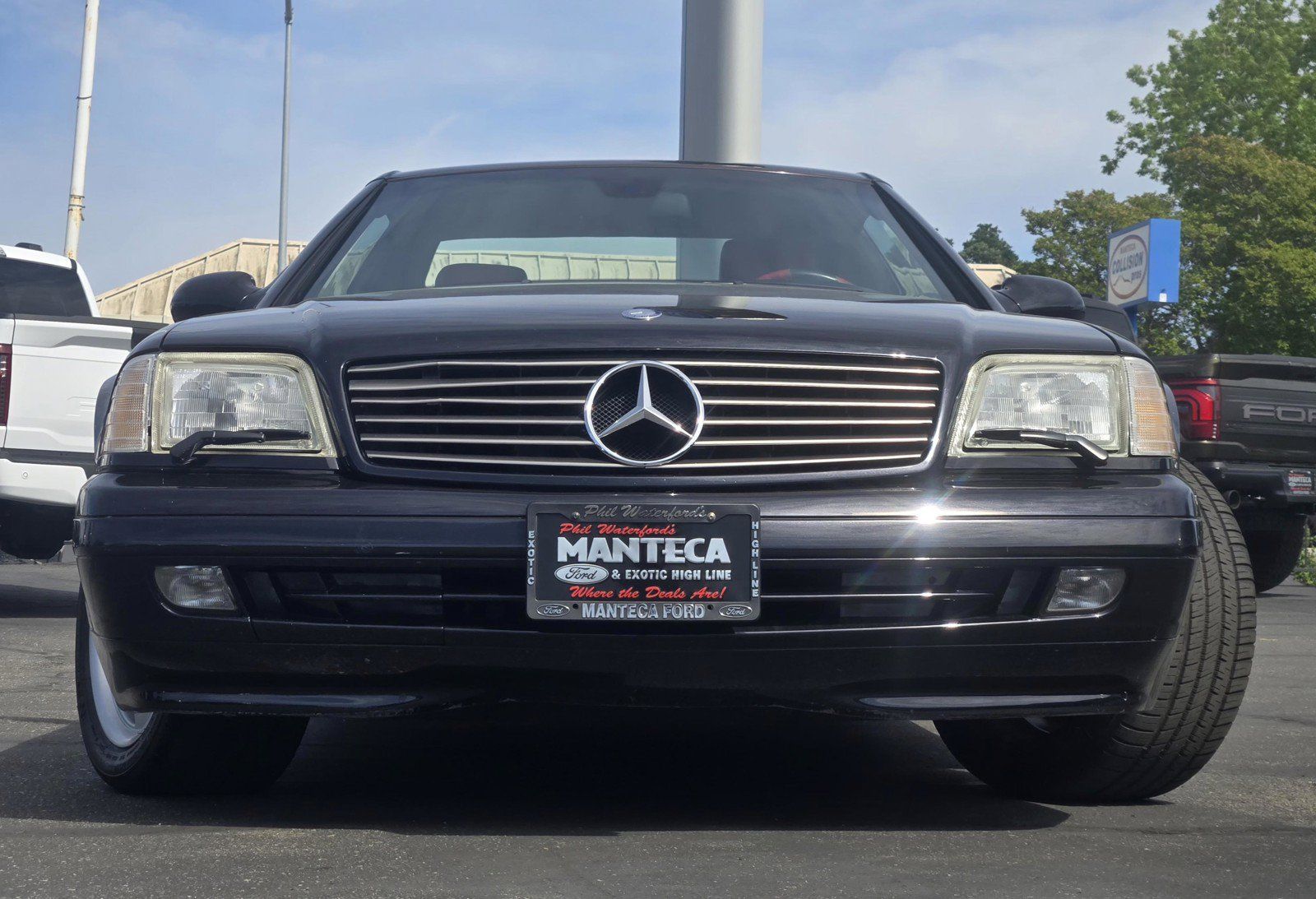 Used 2000 Mercedes-Benz SL 500 image 2