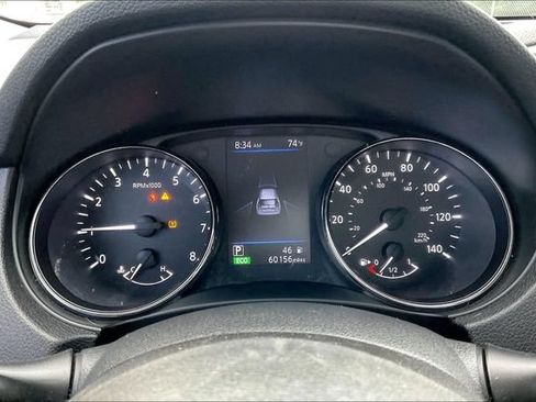 Used 2019 Nissan Rogue SV FWD image 12