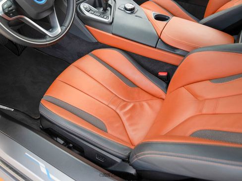 Used 2019 BMW i8 Coupe AWD/4WD image 77