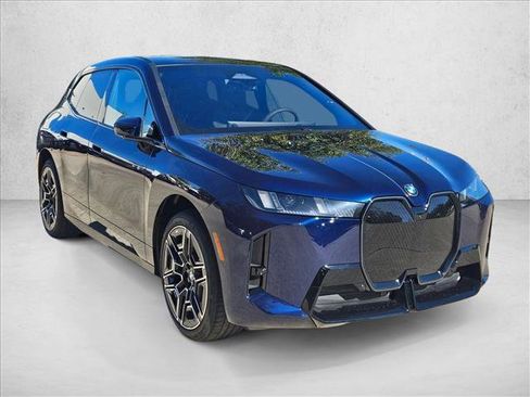 Used 2026 BMW iX xDrive60 w/ M Sport Package image 3