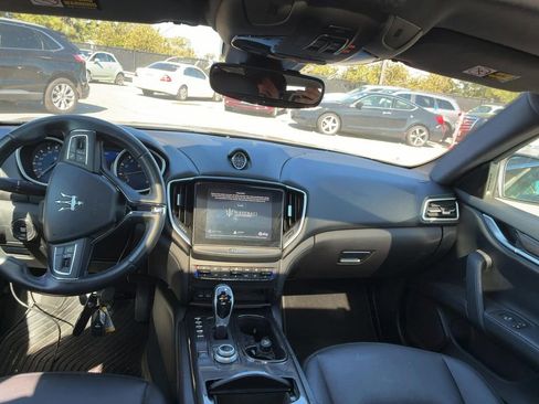 Used 2018 Maserati Ghibli image 10