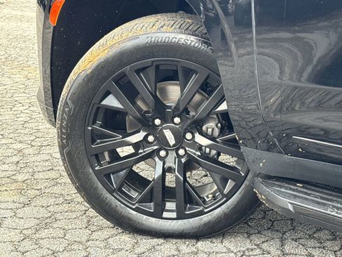 Used 2022 Cadillac Escalade Sport image 12