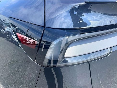 Used 2026 Tesla Model Y AWD image 22