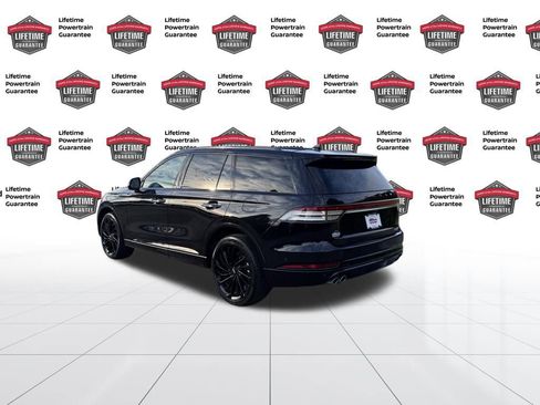 Used 2023 Lincoln Aviator Black Label w/ Jet Package image 3
