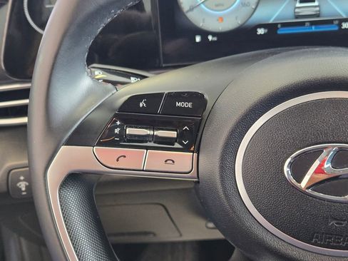 Used 2023 Hyundai Elantra SEL w/ Convenience Package image 14