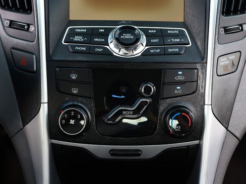 Used 2011 Hyundai Sonata GLS FWD image 31