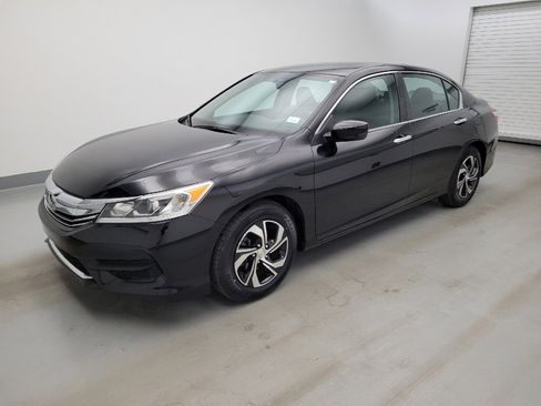 Used 2016 Honda Accord LX image 2