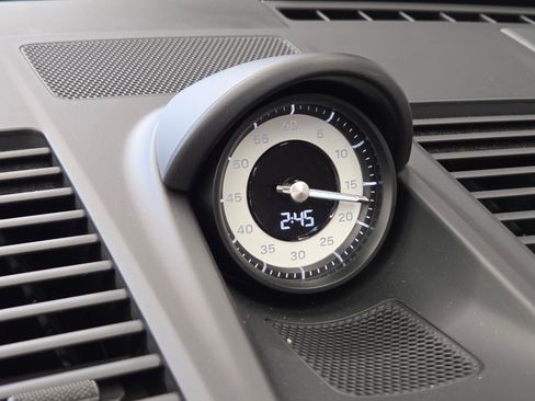 Certified 2026 Porsche 911 Carrera GTS image 17