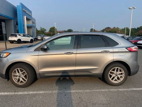 Used 2021 Ford Edge SEL FWD image 4
