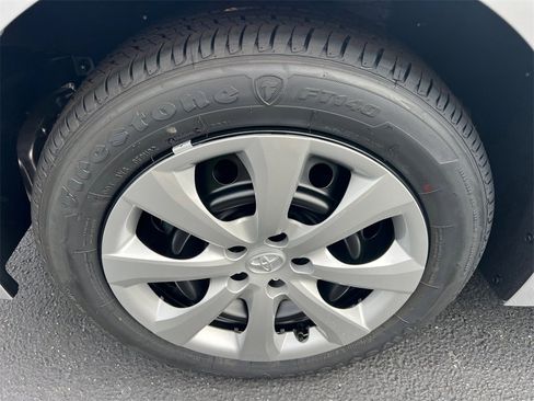 Used 2025 Toyota Corolla LE image 17