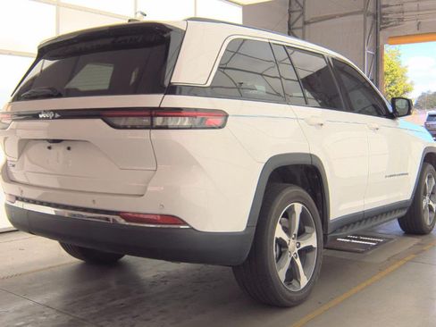 Used 2023 Jeep Grand Cherokee 4WD 4xe image 4