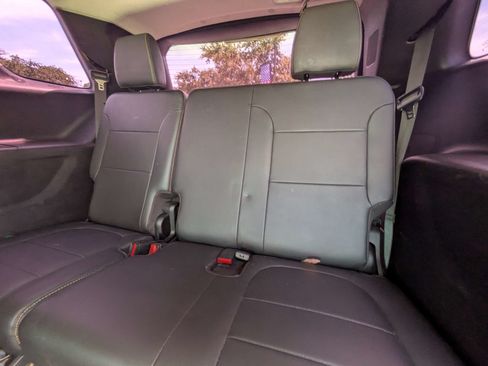 Used 2020 Chevrolet Traverse RS FWD image 7