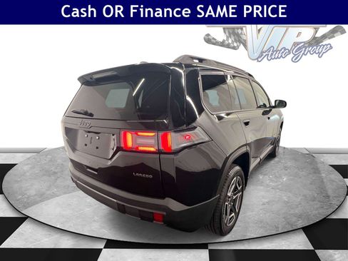Used 2026 Jeep Cherokee Laredo AWD/4WD image 6