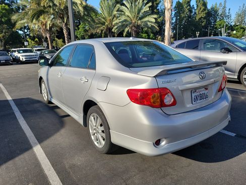 Used 2010 Toyota Corolla FWD image 5