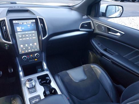 Used 2022 Ford Edge ST w/ Equipment Group 401A image 14