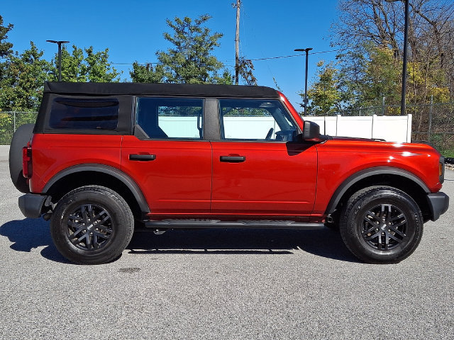 Used 2023 Ford Bronco 4-Door AWD/4WD image 10
