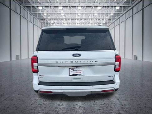 Used 2024 Ford Expedition Max XLT AWD/4WD image 4