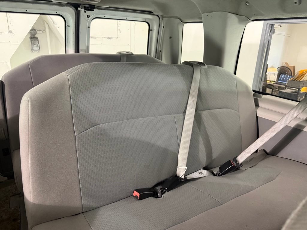 Used 2012 Ford E-350 and Econoline 350 XL RWD image 23