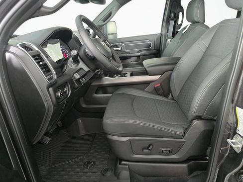 New 2026 RAM 2500 Big Horn AWD/4WD image 18