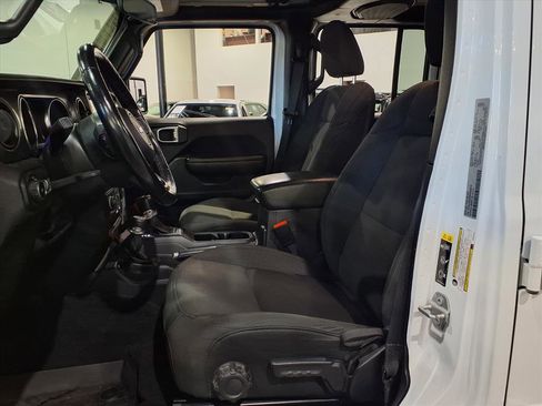 Certified 2021 Jeep Wrangler Willys image 19
