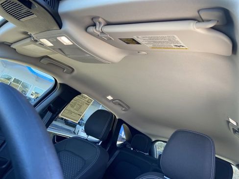 Used 2025 Ford Escape Active image 28