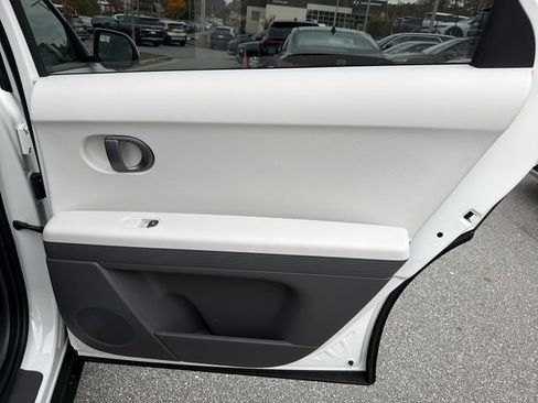 New 2026 Hyundai Ioniq 5 SE image 16