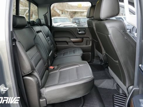 Used 2018 GMC Sierra 3500 Denali w/ Duramax Plus Package image 40