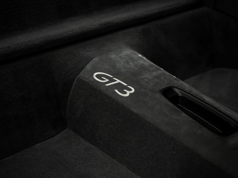 Used 2018 Porsche 911 GT3 RWD image 37