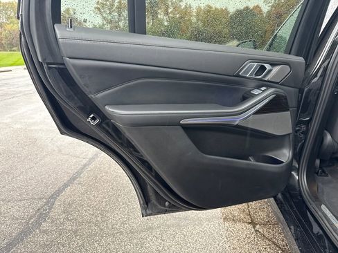 Used 2023 BMW X7 xDrive40i image 13