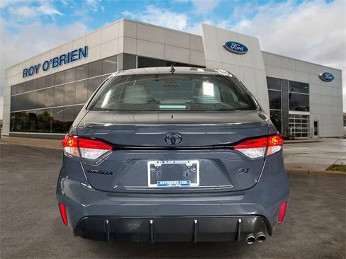 Used 2023 Toyota Corolla SE image 5