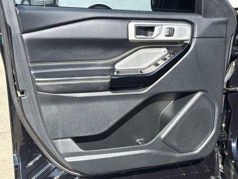 Used 2023 Ford Explorer ST w/ Equipment Group 401A AWD/4WD image 11