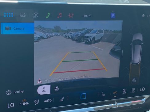 New 2026 Volkswagen Tiguan SE AWD/4WD image 8