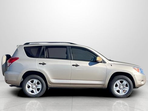 Used 2007 Toyota RAV4 4WD image 3