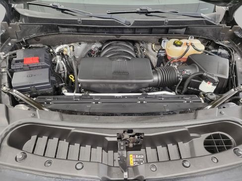 Used 2022 GMC Yukon XL Denali image 8