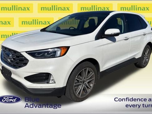Certified 2024 Ford Edge Titanium w/ Equipment Group 301A image 2