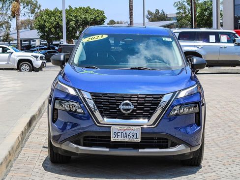 Used 2023 Nissan Rogue S FWD image 2