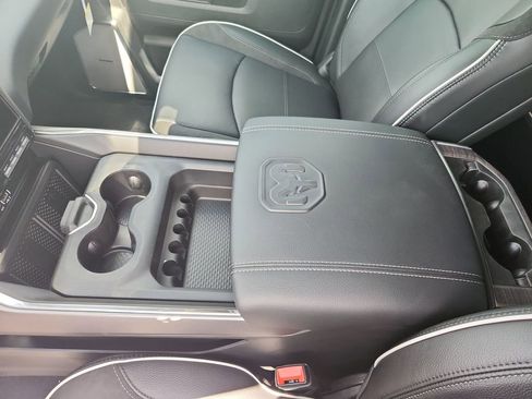 New 2026 RAM 3500 Laramie AWD/4WD image 21
