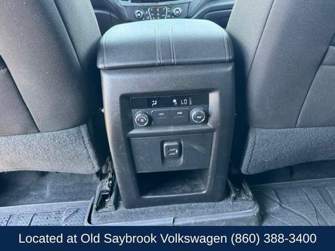 Used 2023 Chevrolet Traverse LT w/ Midnight/Sport Edition AWD/4WD image 13