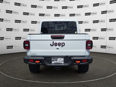 Used 2026 Jeep Gladiator Mojave AWD/4WD image 5