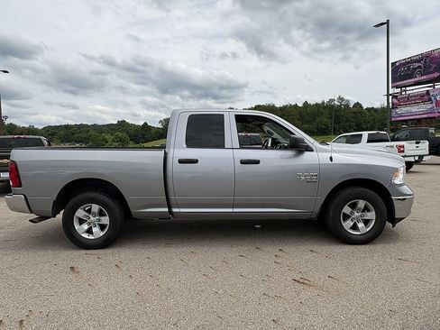 Used 2024 RAM 1500 Classic SLT AWD/4WD image 6