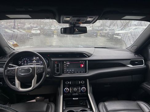 Used 2022 GMC Yukon Denali w/ Max Trailering Package image 12