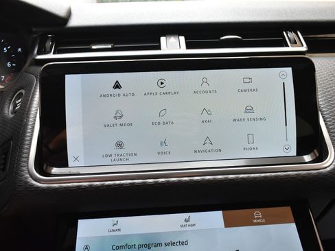 Used 2021 Land Rover Range Rover Velar R-Dynamic S AWD/4WD image 28