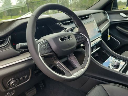New 2026 Jeep Grand Cherokee L Limited AWD/4WD image 22