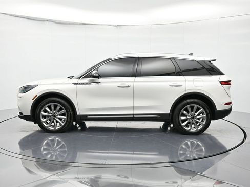 Used 2022 Lincoln Corsair FWD w/ Premium Package image 8