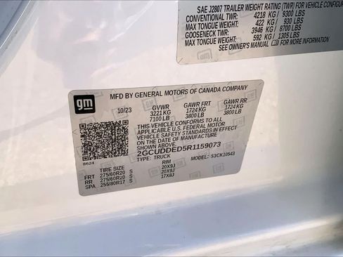 Used 2024 Chevrolet Silverado 1500 LT w/ Z71 Off-Road Package AWD/4WD image 31