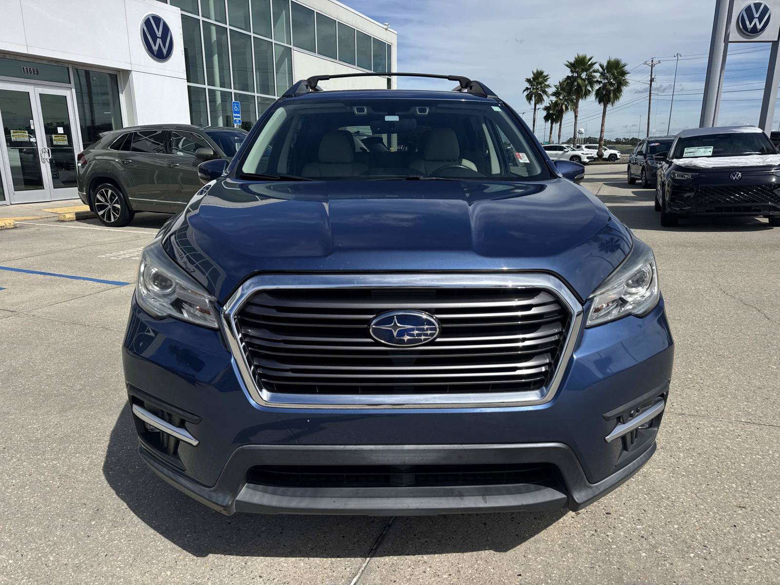 Used 2020 Subaru Ascent Limited w/ Technology Package AWD/4WD image 2