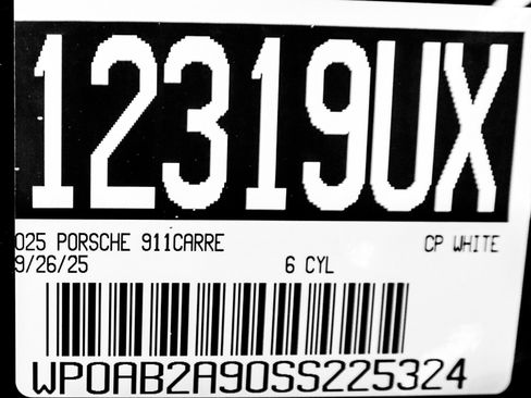 Used 2025 Porsche 911 Carrera 4 GTS image 30