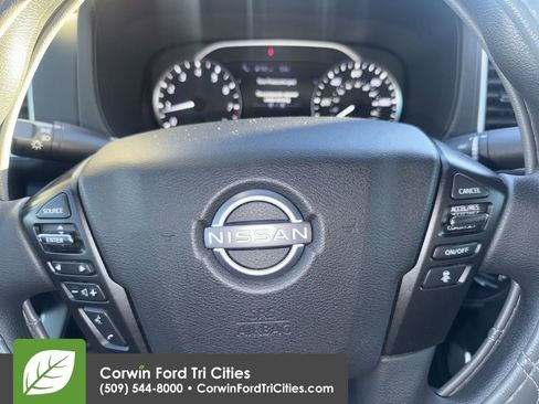 Used 2023 Nissan Frontier SV w/ Technology Package image 14
