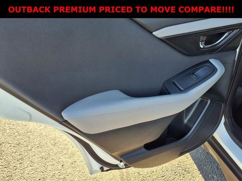 Used 2024 Subaru Outback Premium AWD/4WD image 7