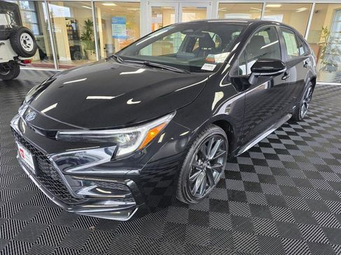 Certified 2023 Toyota Corolla SE w/ SE Package image 7